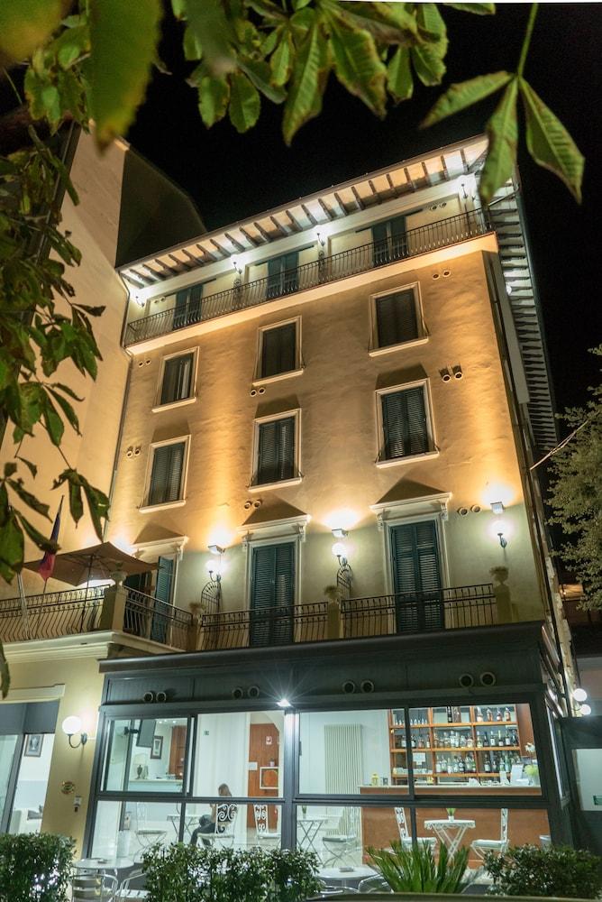 Hotel Le Fonti Монтекатини-Терме Экстерьер фото